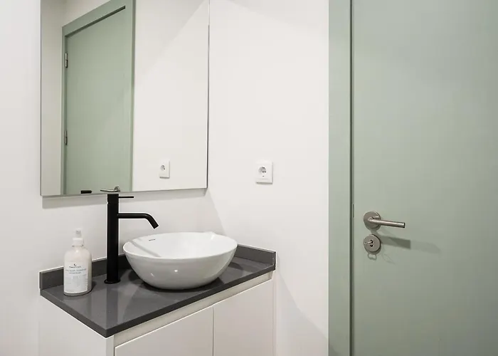 Guestready - A Modern In Downtown Appartamento