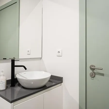 Guestready - A Modern In Downtown Appartement